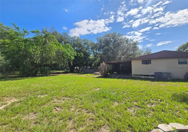 3rd image of 3620 Vicki Dr, Mulberry, FL 33860 | MLS# TB8461044
