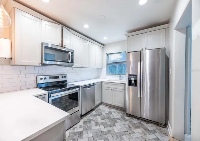 Photo 3 of Single family home for sale at 230 Strathy Ln, Winter Park, FL 32792 | MLS# O6371054 | Listing updated on 2026-08-25