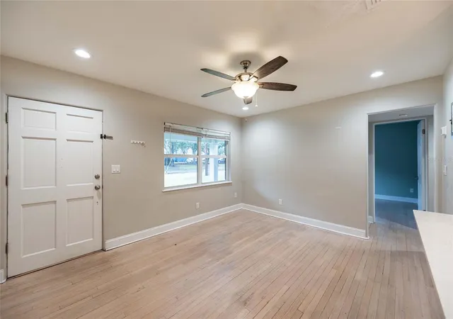Photo 4 of Single family home for sale at 230 Strathy Ln, Winter Park, FL 32792 | MLS# O6371054 | Listing updated on 2026-08-25