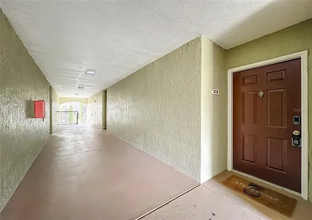 4th image of 12602 Crest Springs Ln, Orlando, FL 32828