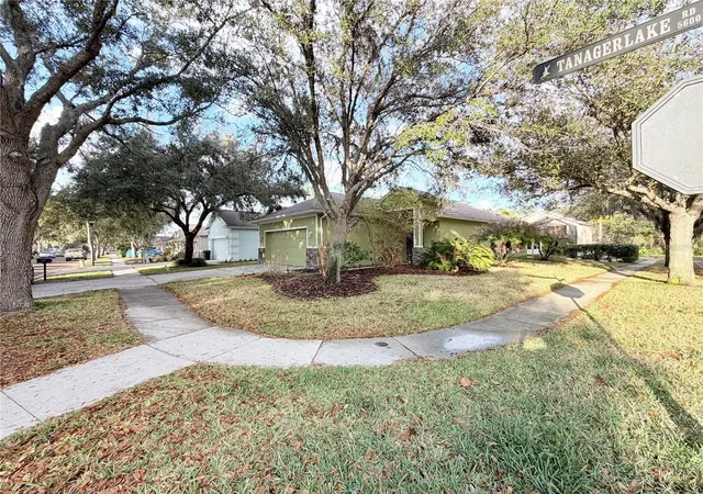3rd image of 5634 Tanagerlake Rd, Lithia, FL 33547 | MLS# TB8461179