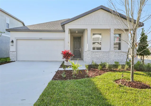 Photo 2 of Sale Pending at 10163 Hidden Hammock Loop, Parrish, FL 34219 | MLS# TB8461242 | Listing updated on 2026-08-10