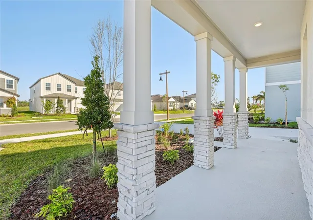 Photo 3 of Sale Pending at 10163 Hidden Hammock Loop, Parrish, FL 34219 | MLS# TB8461242 | Listing updated on 2026-08-10