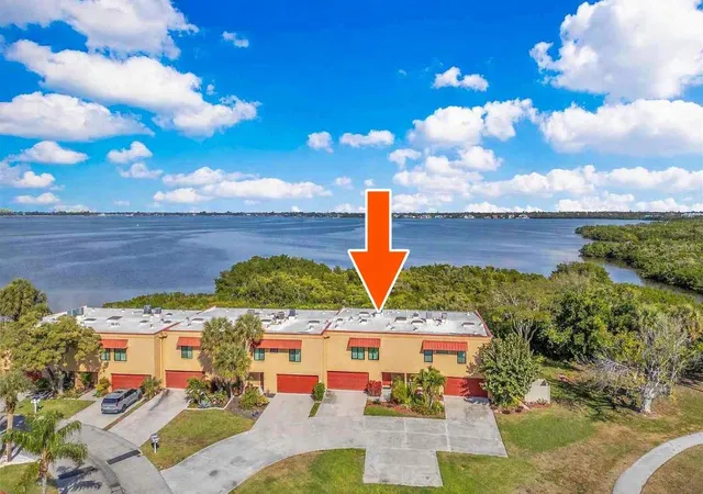 Homes for sale in Bradenton, FL | 4013 Catalina Dr #4013, Bradenton, FL 34210 | MLS# O6371199