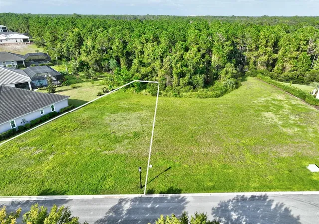 3rd image of 102 Marsh Elder Sq, Palm Coast, FL 32137 | MLS# FC315064
