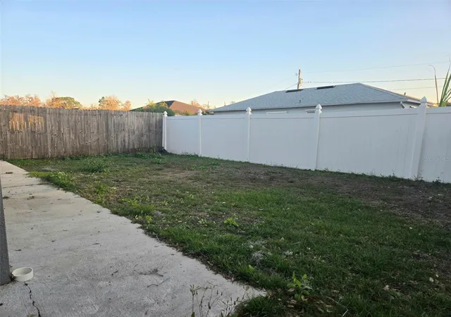 Listing Photo 2 - Condo for sale in building located at 737 Bittern Ln, KISSIMMEE, FL 34759 - Unit #