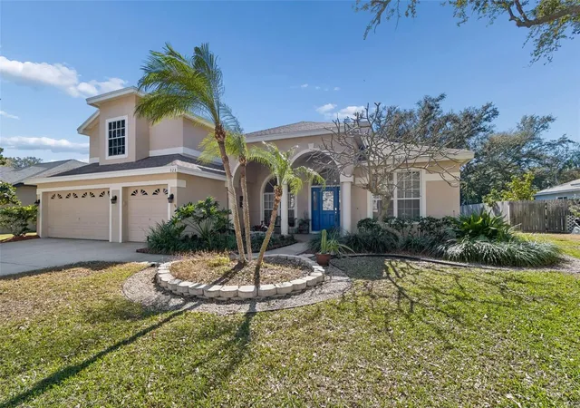 2nd image of 928 Oakview Rd, Tarpon Springs, FL 34689 | MLS# TB8461310
