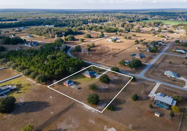 Photo 3 of Single family home for sale at 10215 Sw 98 Th Ave, Gainesville, FL 32608 | MLS# GC536341 | Listing updated on 2026-08-28