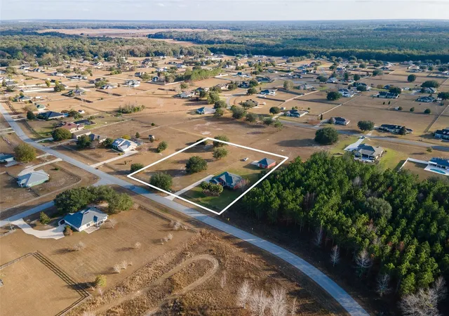 Photo 4 of Single family home for sale at 10215 SW 98 Th Ave, Gainesville, FL 32608 | MLS# GC536341 | Listing updated on 2026-08-28