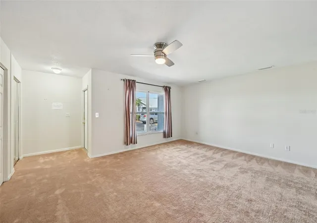 3rd image of 332 Club Manor Dr, Sun City Center, FL 33573 | MLS# TB8461359