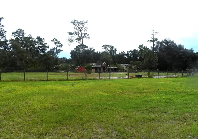 3rd image of 15355 Sw 85Th Ave, Dunnellon, FL 34432 | MLS# OM716097