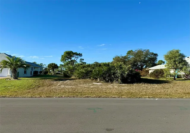 1st image of 114 Tournament Rd, Rotonda West, FL 33947 | MLS# D6145446
