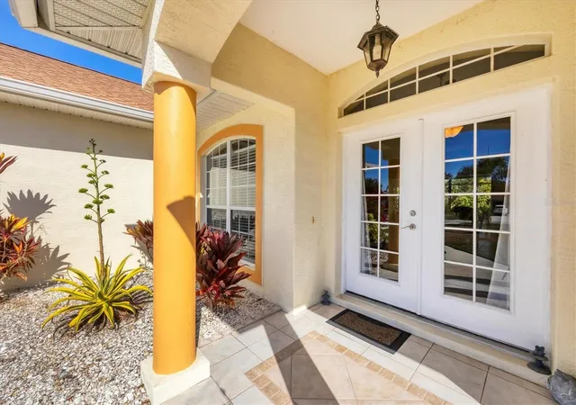 Photo 2 of Single family home for sale at 9350 Gulfstream Blvd, Englewood, FL 34224 | MLS# D6145456 | Listing updated on 2026-06-23