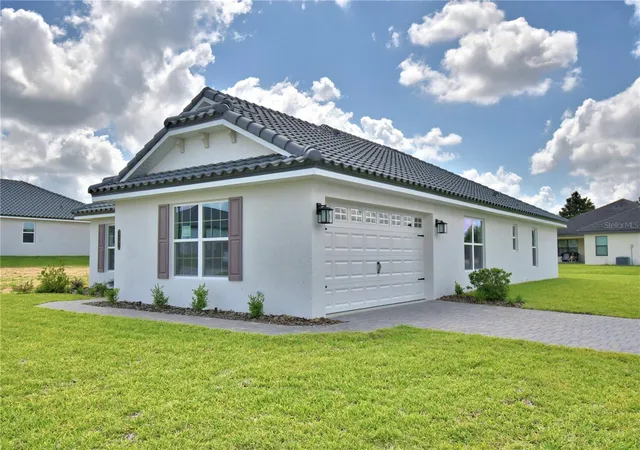 Homes for sale in Auburndale, FL | 4502 Grandview Glen Dr, Auburndale, FL 33823 | MLS# L4958325