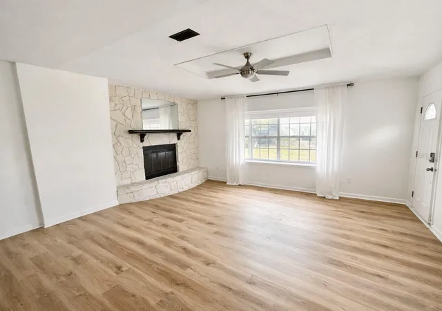 4th image of 4128 Arcot Cir, Jacksonville, FL 32210 | MLS# O6371561