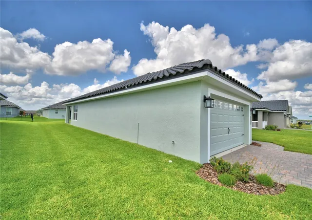 Homes for sale in Auburndale, FL | 4657 Grandview Glen Dr, Auburndale, FL 33823 | MLS# L4958331
