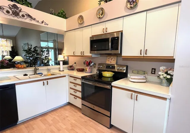 Homes for sale in Bradenton, FL | 6713 Stone River Rd #203, Bradenton, FL 34203 | MLS# A4677191
