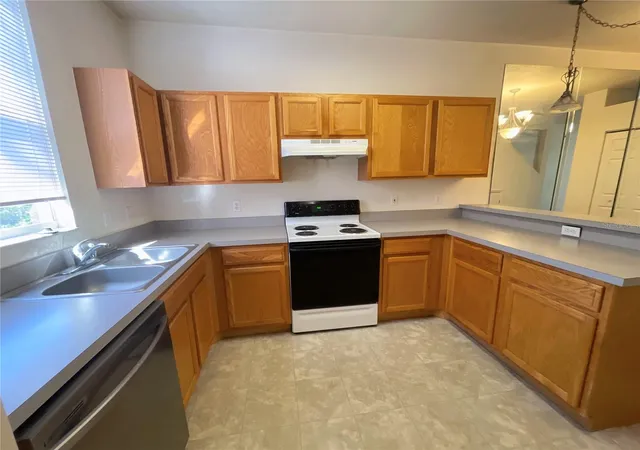 Homes for sale in Gainesville, FL | 3930 Sw 20Th Ave, Gainesville, FL 32607