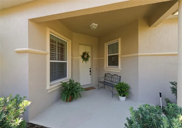 Photo 3 of Single family home for sale at 106 Jardin Ln, Winter Haven, FL 33884 | MLS# L4958336 | Listing updated on 2026-09-14