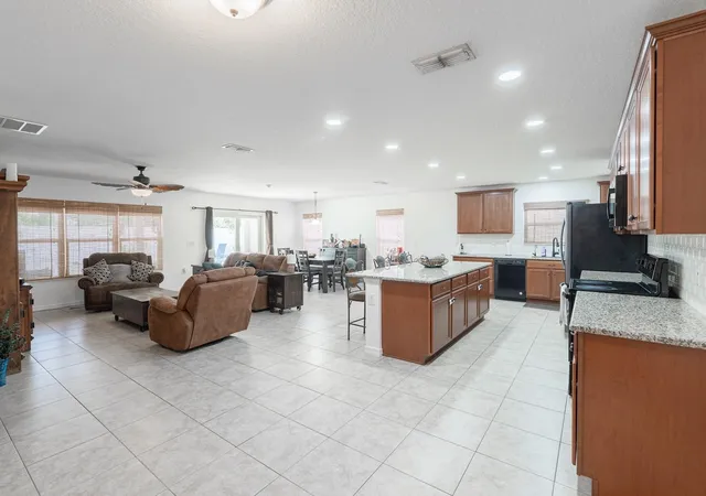 Photo 3 of Single family home for sale at 11331 Brighton Knoll Loop, Riverview, FL 33579 | MLS# TB8461786 | Listing updated on 2026-08-20
