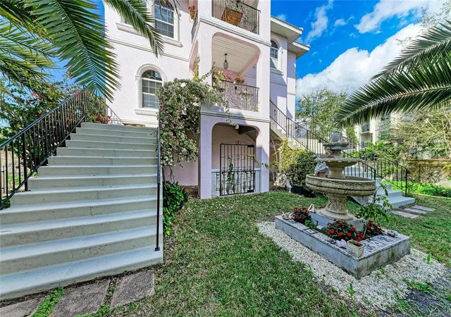 4th image of 282 Santa Maria St, Venice, FL 34285 | MLS# A4677246