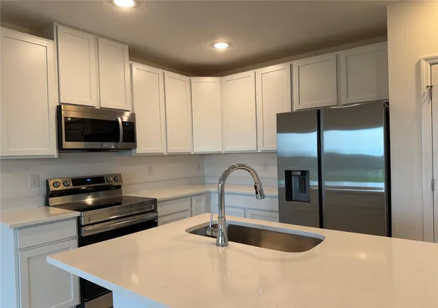 Photo 4 of Single family home for sale at 31571 Wild Grape Ln, Brooksville, FL 34602 | MLS# O6371755 | Listing updated on 2026-09-20