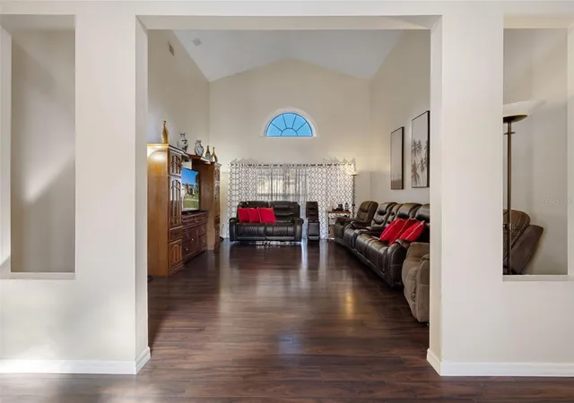 5th image of 10421 Templewood Ct, Spring Hill, FL 34608 | MLS# W7881852