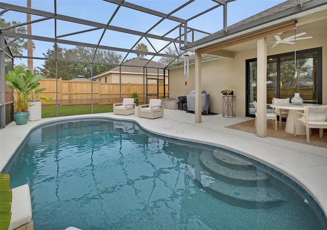 4th image of 404 Country View Cir, Deland, FL 32720 | MLS# V4946595