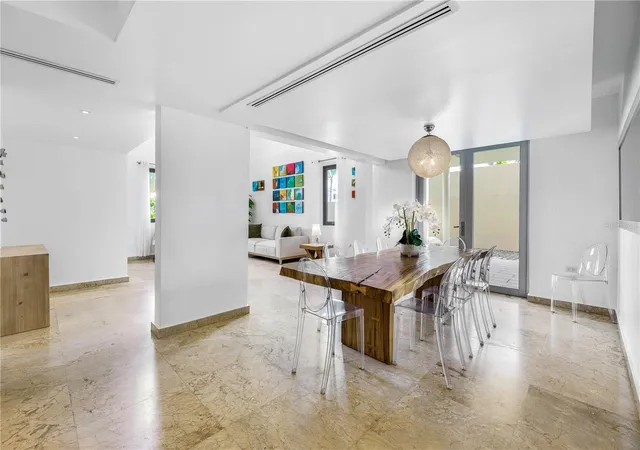 Photo 3 of Single family home for sale at 2200 Cacique St, San Juan, PR 00913 | MLS# PR9118351 | Listing updated on 2026-01-12