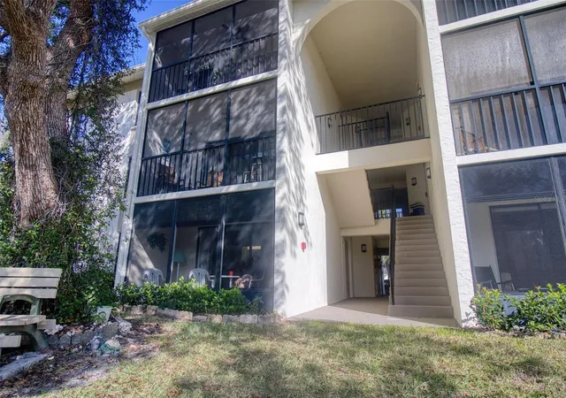 2nd image of 3134 Lake Pine Wy #G2, Tarpon Springs, FL 34688 | MLS# TB8462025
