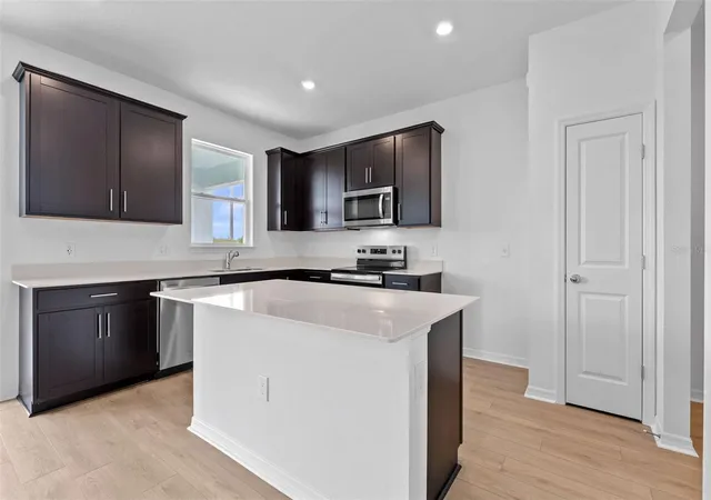3rd image of 1277 Lakeridge Wy, Lake Alfred, FL 33850 | MLS# TB8462070