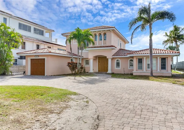 2nd image of 16116 Gulf Blvd, Redington Beach, FL 33708 | MLS# TB8462168