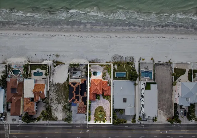 3rd image of 16116 Gulf Blvd, Redington Beach, FL 33708 | MLS# TB8462168