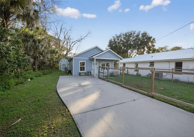 Homes for sale in Sanford, FL | 3633 Main St, Sanford, FL 32771 | MLS# O6371995