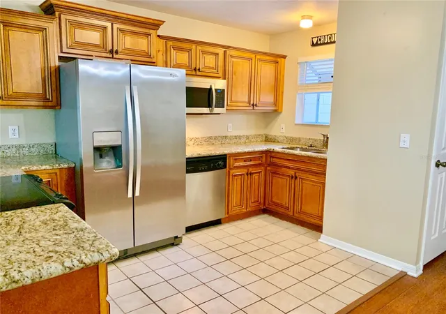 Photo 4 of Townhouse for sale at 5268 SW 97th Way, Gainesville, FL 32608 | MLS# GC536416 | Listing updated on 2026-09-12