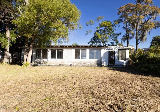 Photo 1 of Single family home for sale at 4711 S Rio Grande Ave, Orlando, FL 32839 | MLS# O6372066 | Listing updated on 2026-10-29