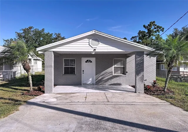 Photo 1 of Single family home for sale at 2408 E Magnolia St, Lakeland, FL 33801 | MLS# S5141300 | Listing updated on 2026-07-16