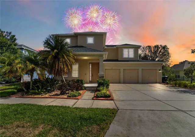 Photo 3 of Single family home for sale at 13519 Bicton Ln, Windermere, FL 34786 | MLS# O6372084 | Listing updated on 2026-09-20