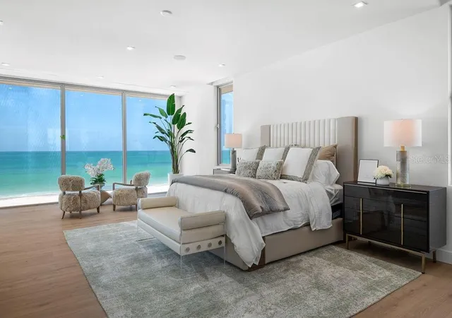 Photo 4 of Single family home for sale at 6489 Gulfside Rd, Longboat Key, FL 34228 | MLS# A4677413 | Listing updated on 2026-09-30