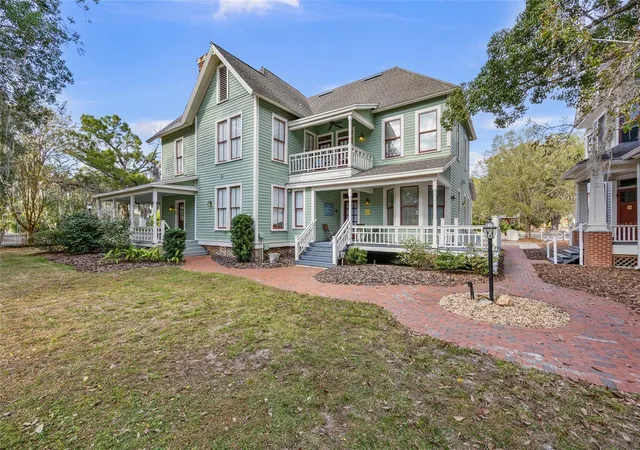 2nd image of 205 Se 7th St, Gainesville, FL 32601 | MLS# GC536435