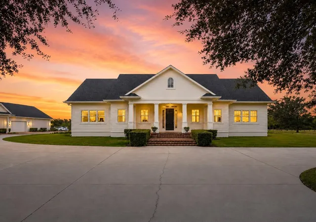 Photo 1 of Mansion for sale at 12201 Caisson Ln, Fort Myers, FL 33912 | MLS# TB8462400 | Listing updated on 2026-09-11