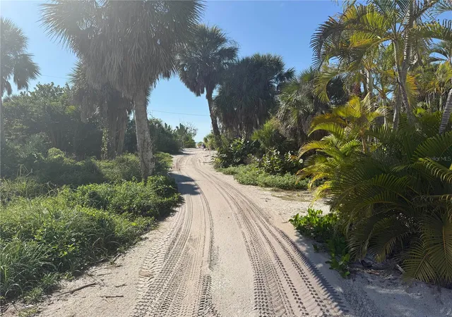 3rd image of 8092 Little Gasparilla Is, Placida, FL 33946 | MLS# D6145485