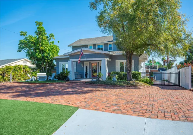 Homes for sale in Lakeland, FL | 2214 Coventry Ave, Lakeland, FL 33803 | MLS# L4958386