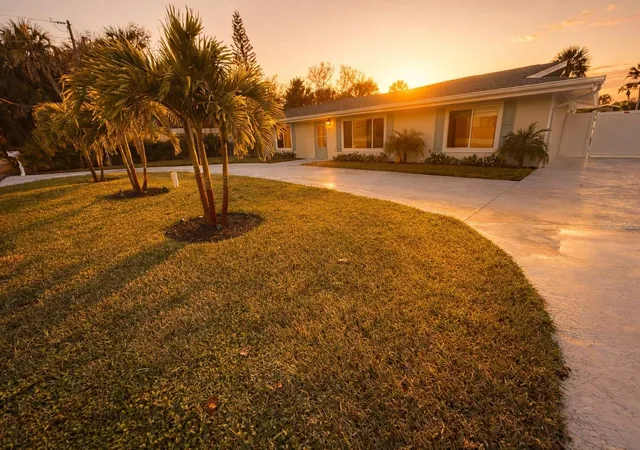 Photo 1 of Single family home for sale at 4646 Gleason Ave, Sarasota, FL 34242 | MLS# A4677470 | Listing updated on 2026-09-02