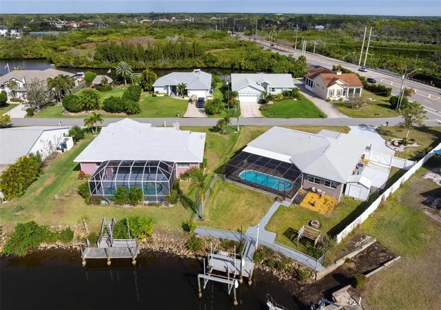 2nd image of 1503 Marlin St, Nokomis, FL 34275 | MLS# A4677473