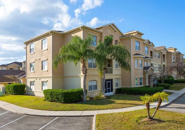 Photo 1 of Condo for sale at 302 Ter Ridge Cir #302, Davenport, FL 33896 | MLS# O6372287 | Listing updated on 2026-07-03
