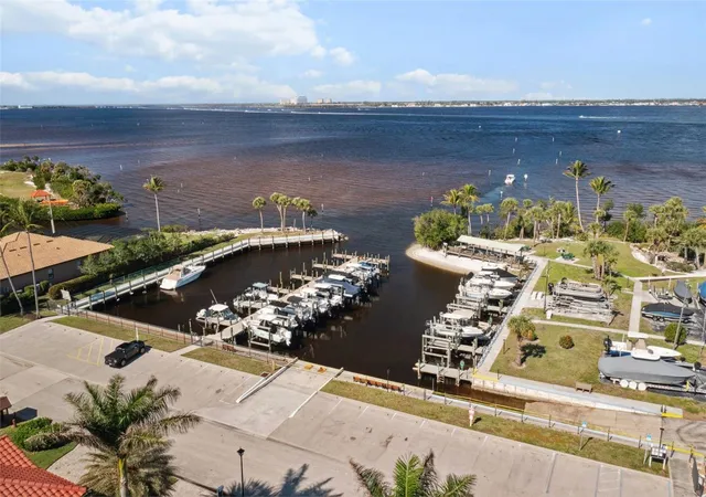 Photo 3 of Condo for sale at 14815 Laguna Dr #702, Fort Myers, FL 33908 | MLS# C7519899 | Listing updated on 2026-07-01