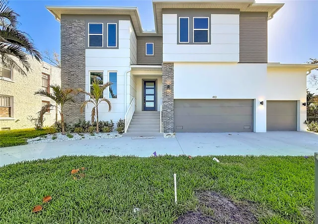 Photo 2 of Single family home for sale at 410 S W Shore Blvd, Tampa, FL 33609 | MLS# TB8462532 | Listing updated on 2026-10-05