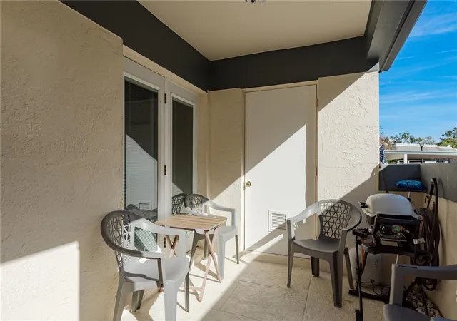3rd image of 1381 N Mcmullen Booth Rd, CLEARWATER, FL 33759