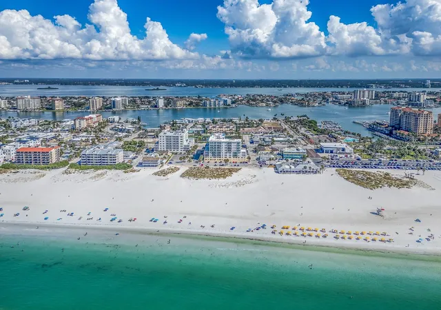 2nd image of 15 Avalon St, CLEARWATER BEACH, FL 33767